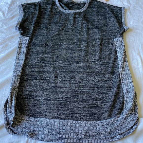 Suzy Shier Women's Gray/Black Knit Short Sleeve Sweater Top Medium Office Boxy - Picture 11 of 12